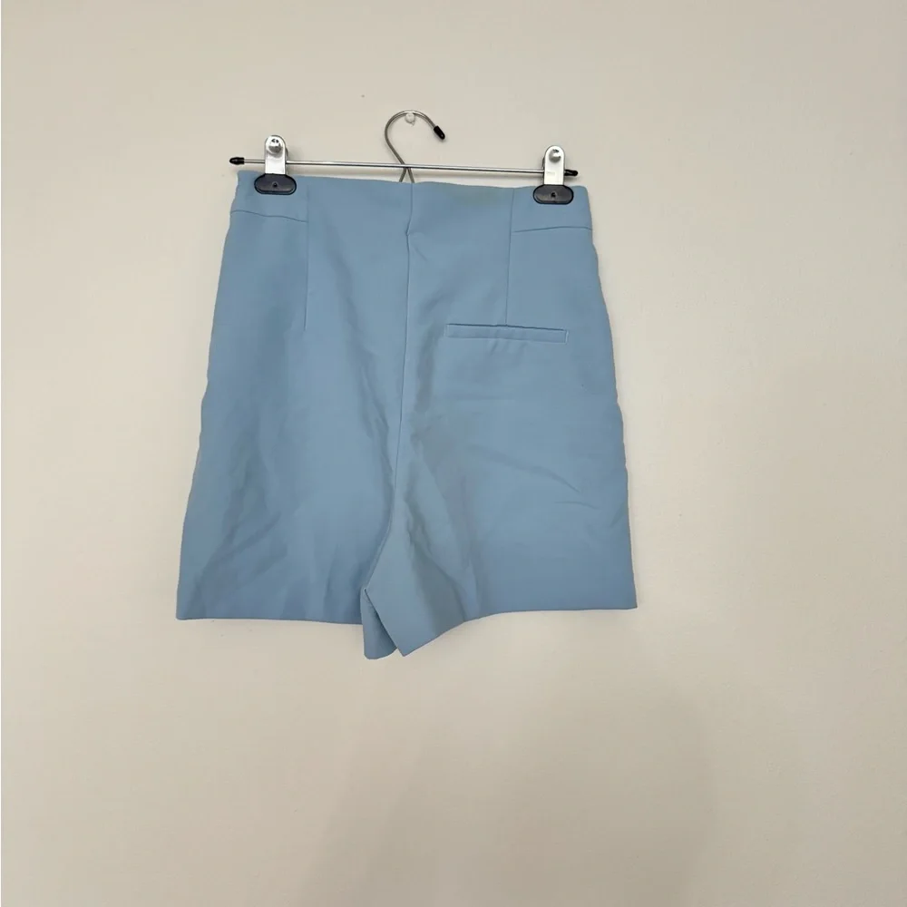 Zara Sky Blue High Waist Shorts with Gold Buttons - Picture 3 of 4